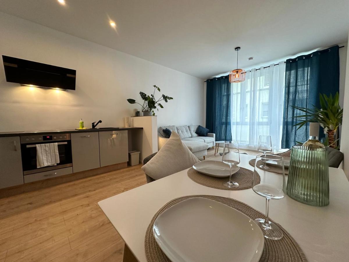 Apartamento Modern, Stylisch Und Zentral! Meuselwitz Exterior foto